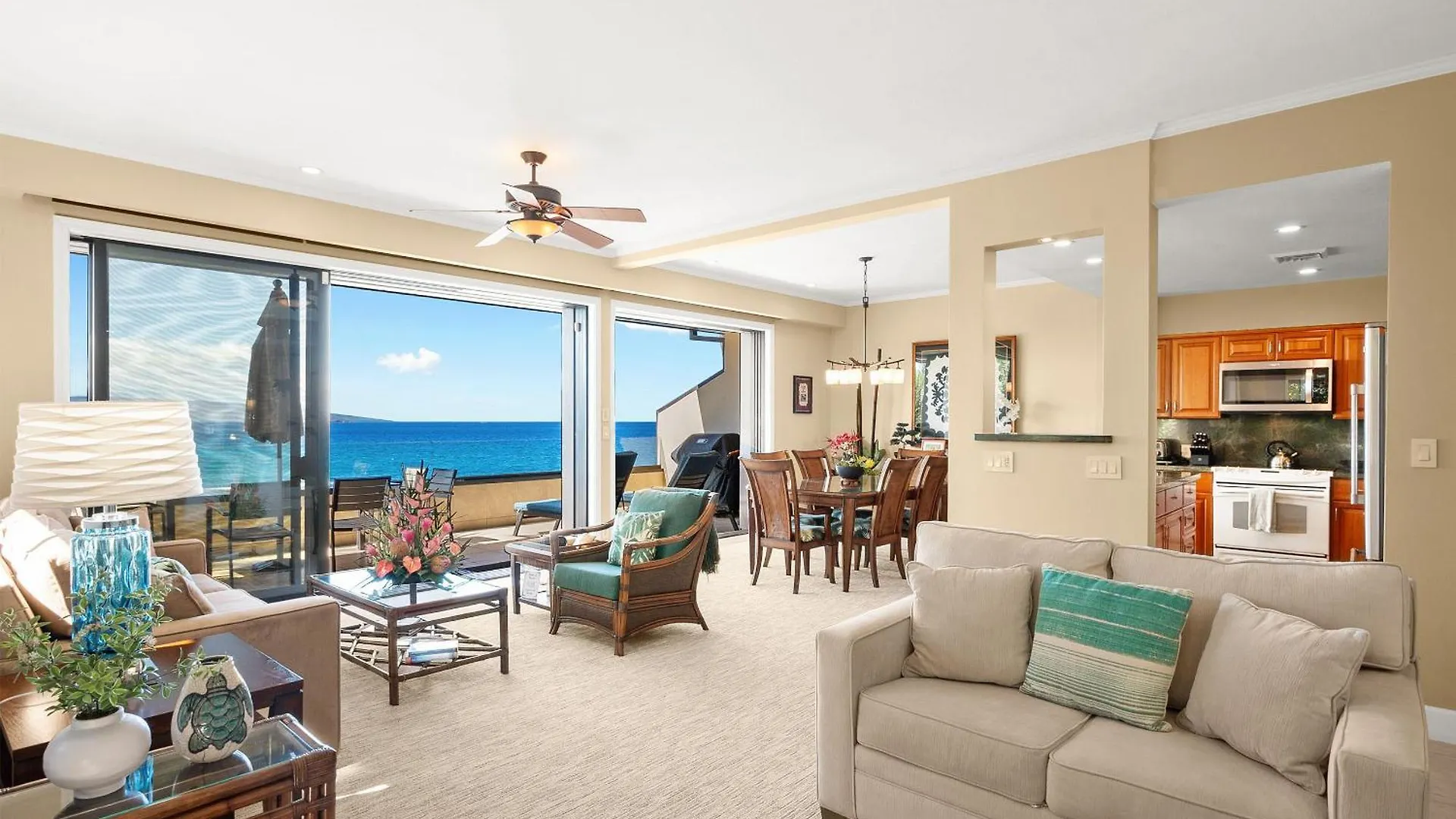 Willa Makena Surf G-201 - End Unit, Panoramic Views, Ac! Wailea  Dom wakacyjny