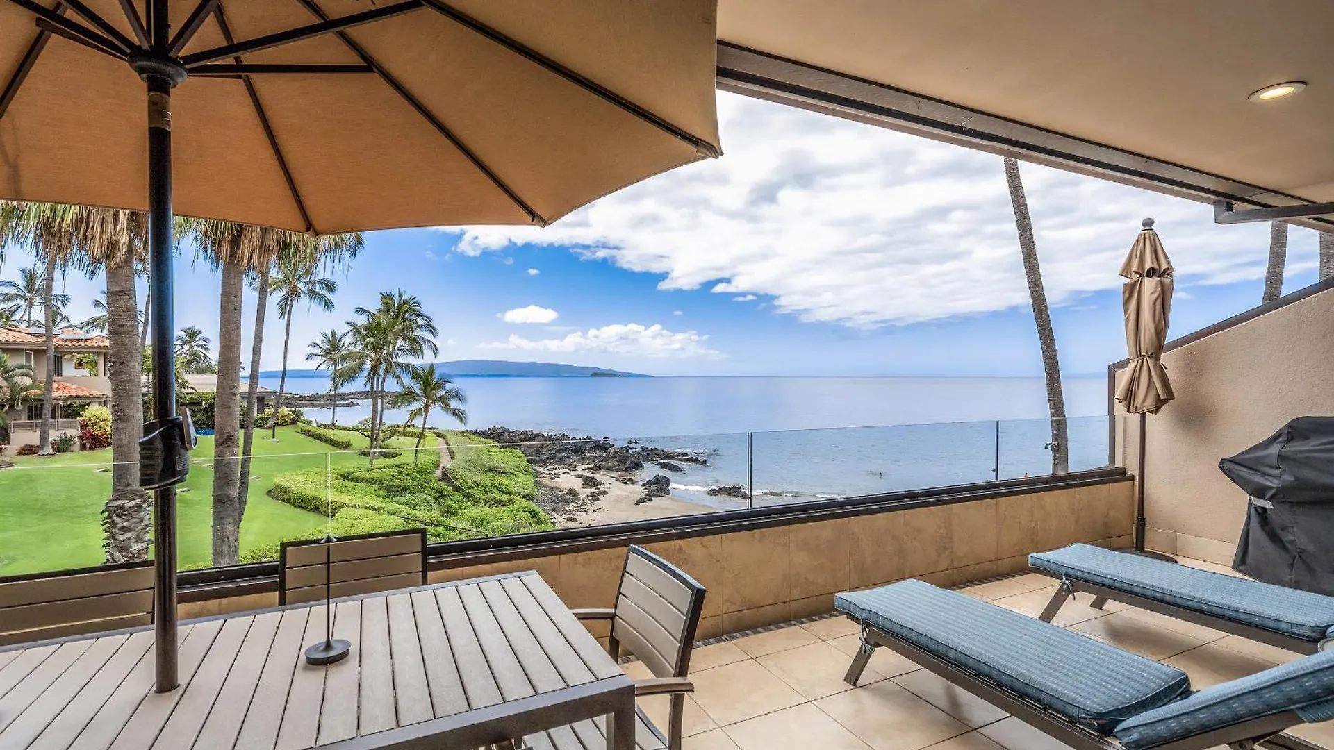 Willa Makena Surf G-201 - End Unit, Panoramic Views, Ac! Wailea